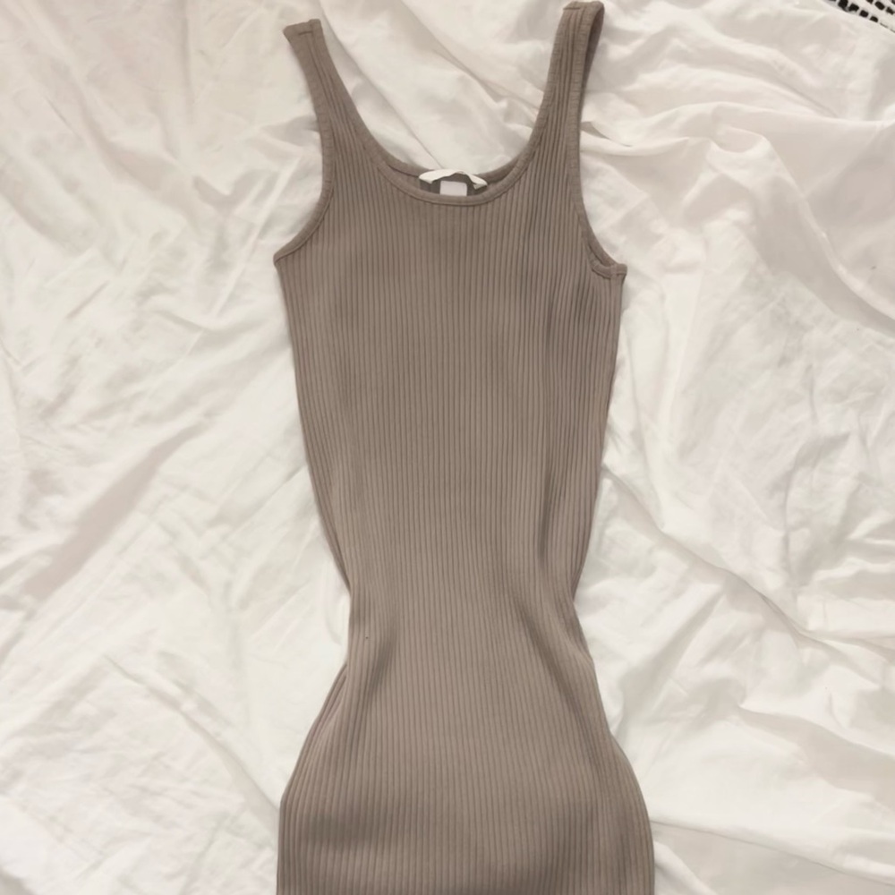 H&M Ribbed Bodycon Midi Dress